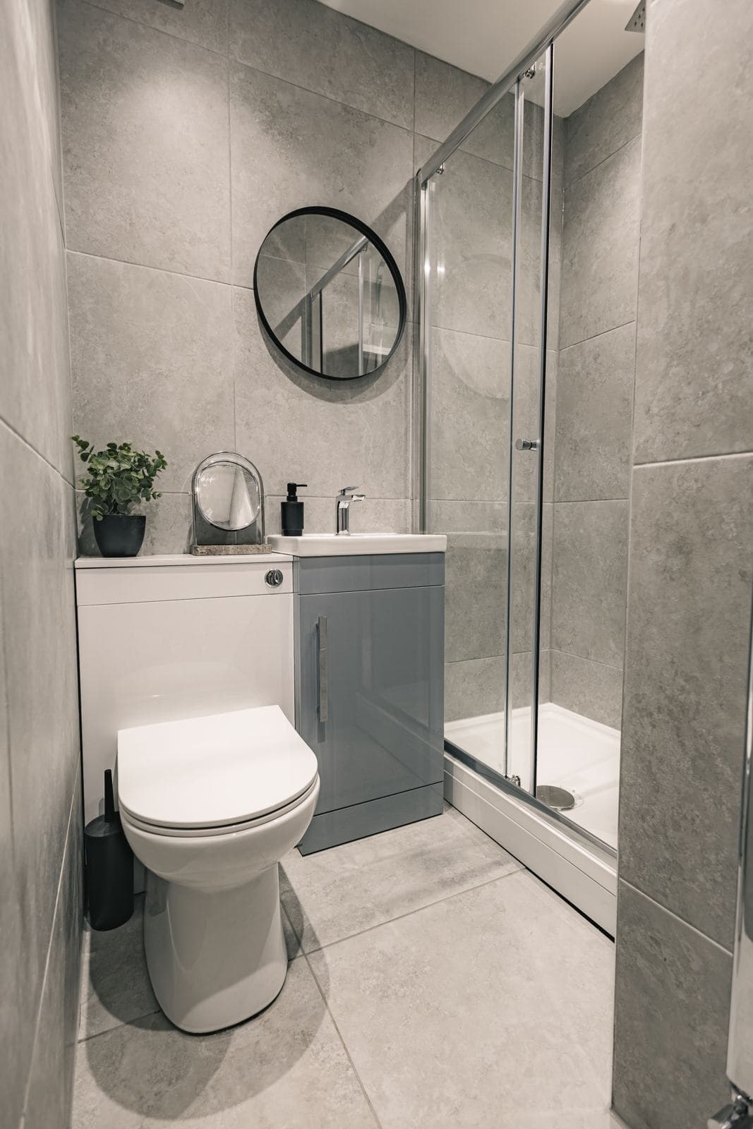 En-suite shower room